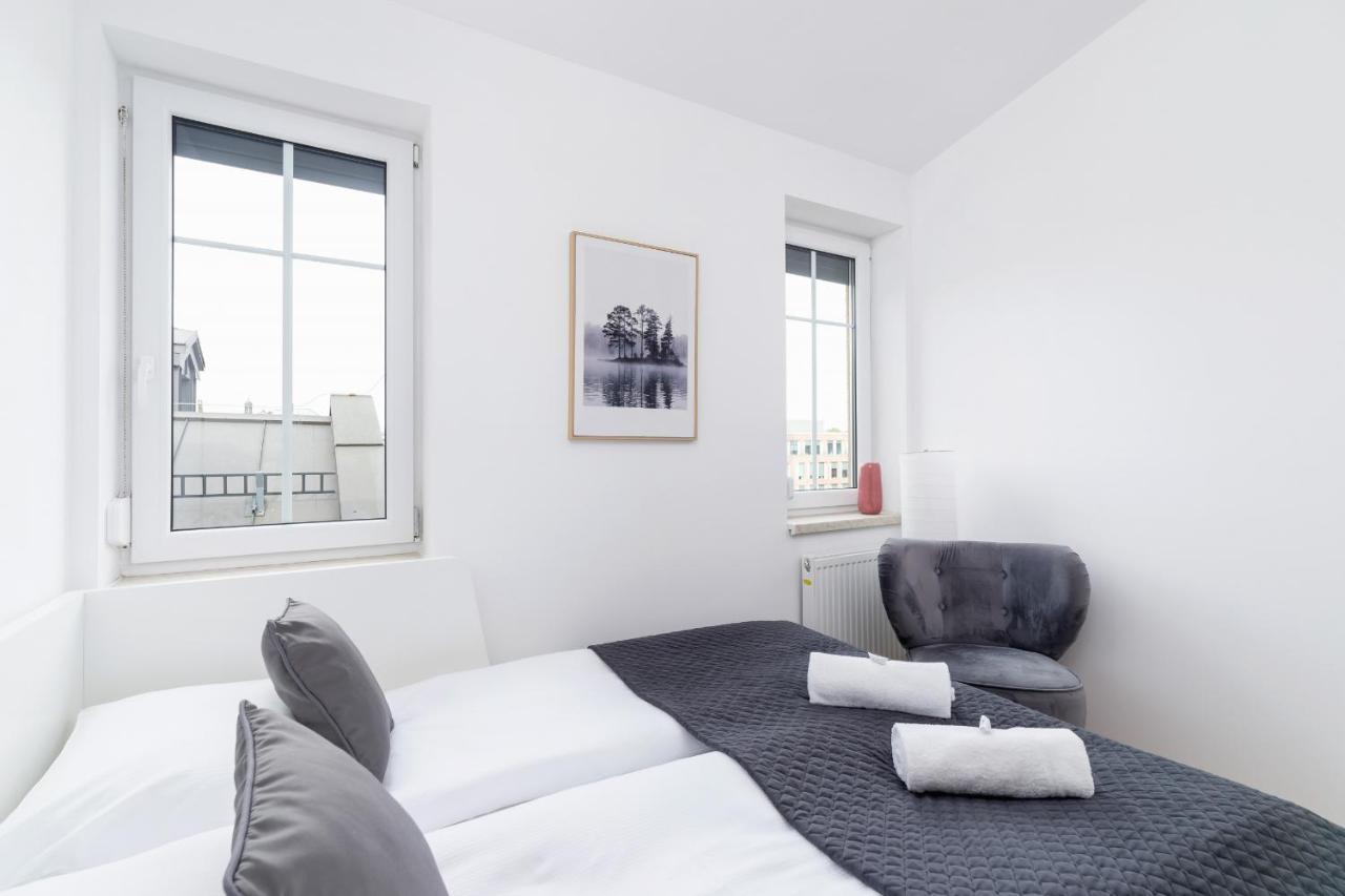 Radziwillowska Apartment Cracow Planty By Noclegi Renters Красков Екстериор снимка